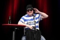 Deutsche Comedian Markus Krebs gastiert bei der Eröffnungsshow "KÖLN LACHT!" im Rahmen des 22. Köln Comedy Festival im Gloria Theater Köln (© Thomas Brill)